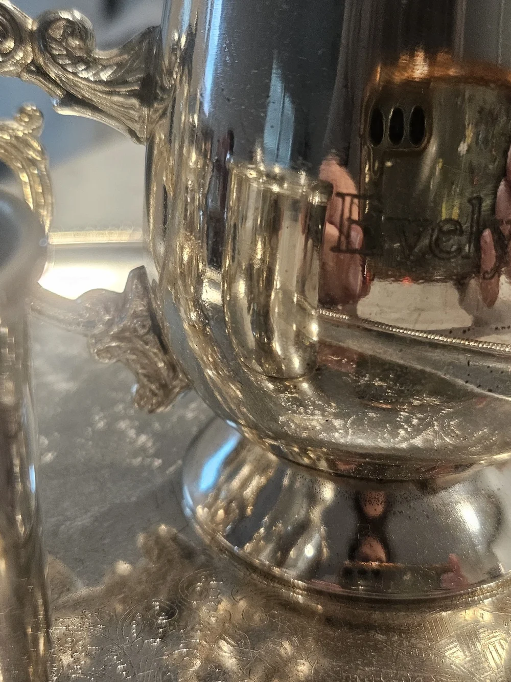 Classic Silver-Plated Tea Set - Elegant White/Silver Finish
